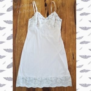 Sz 36 Vintage Vanity Fair Tricot All Nylon Slip